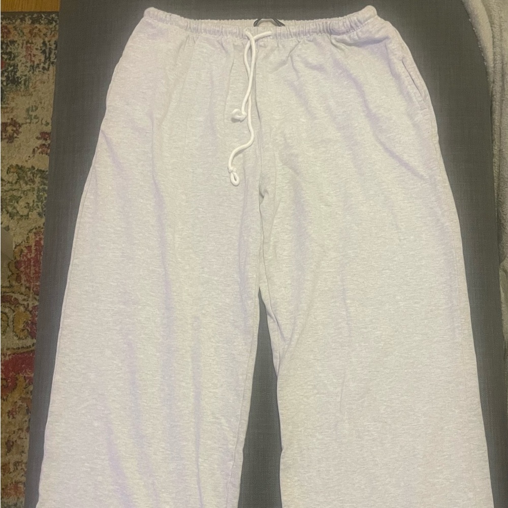 Brandy Melville grey sweatpants